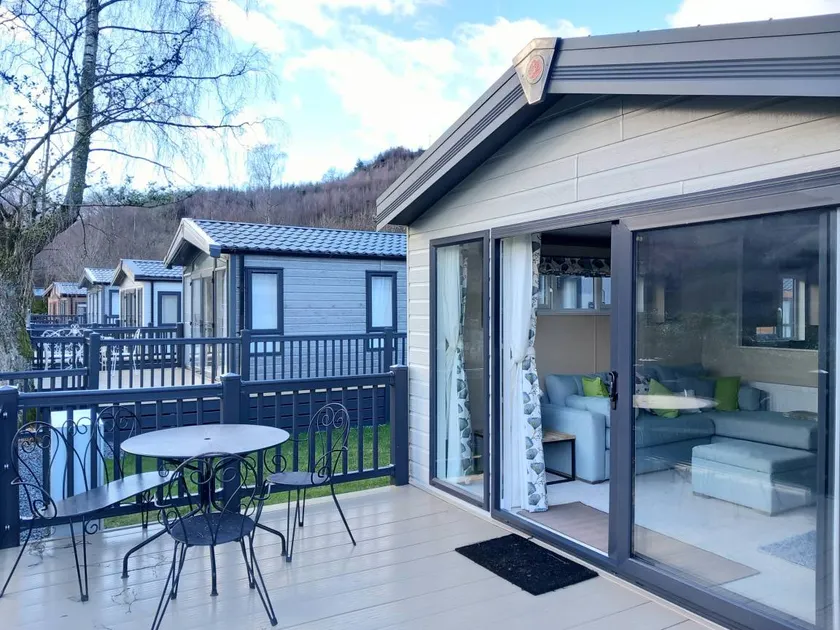 Family-oriented cottage with garden | Pet-friendly - Image 1