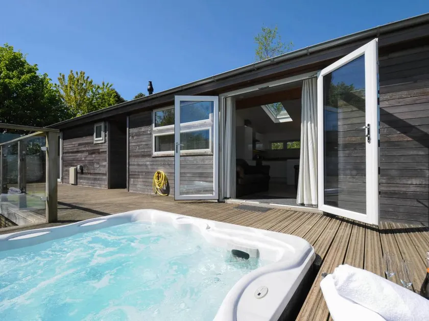 Landhaus mit Garten und Whirlpool - Image 1