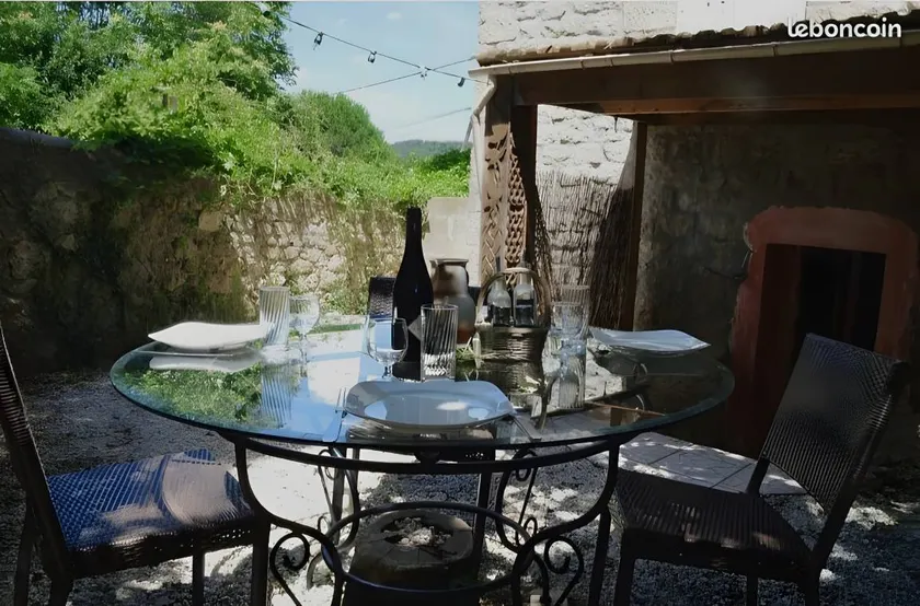 Apartment with BBQ & garden - Image 1