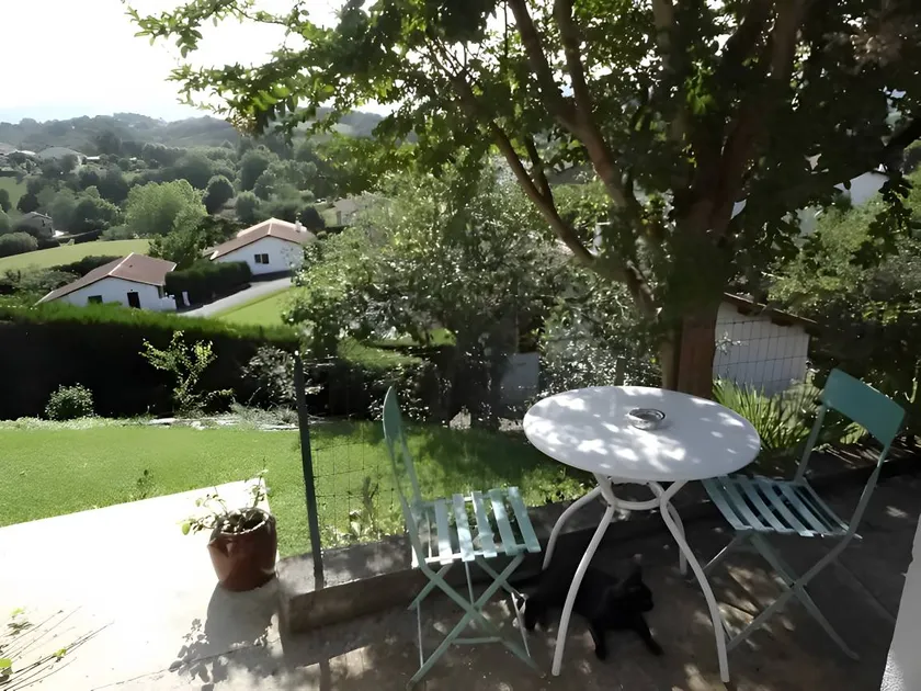 Wonderful B&B with garden & terrace | Garden view | Pets allowed - Image 1