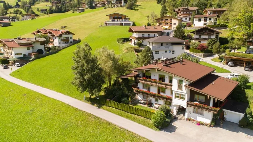 Ferienhaus mit Terrasse, Garten und Grill - Image 1
