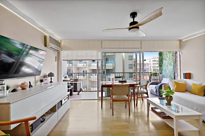 Fully equipped charming holiday apartment with garden | Sea view | Close to the beach - Image 1