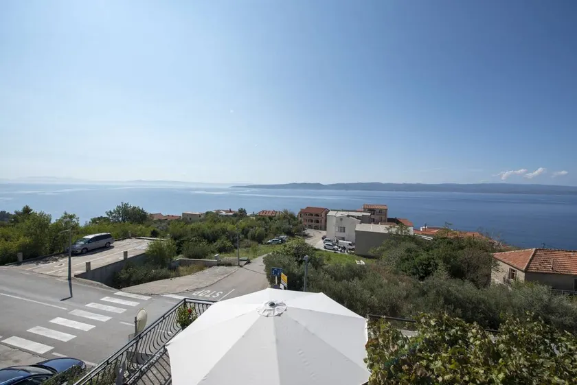 Charming flat with barbecue & terrace | Sea view - Image 1