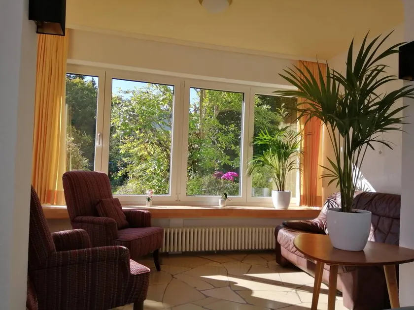 Familienorientierte Wohnung mit Garten, Terrasse und Grill | Perfekt für die Arbeit von Zuhause - Image 1