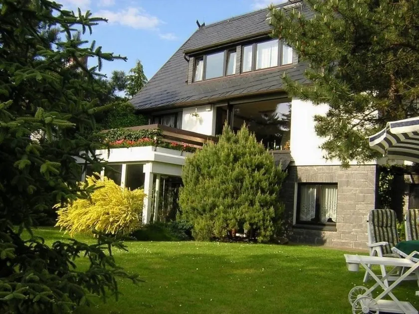 Nice holiday apartment with sauna, garden & terrace | Sea view | Dogs allowed - Image 1