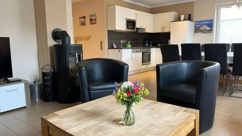 Child-friendly wonderful flat with barbeque, garden & terrace - Image 1
