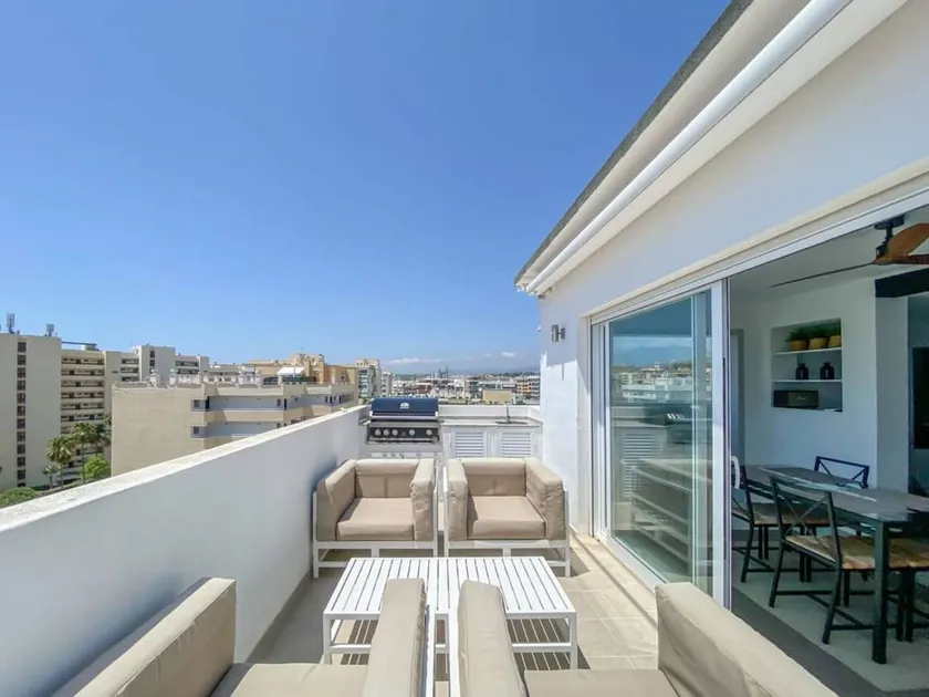 PENTHOUSE MARBELLA CITY CENTRE BEACHSIDE SEA VIEWS WIFI BBQ - Image 1