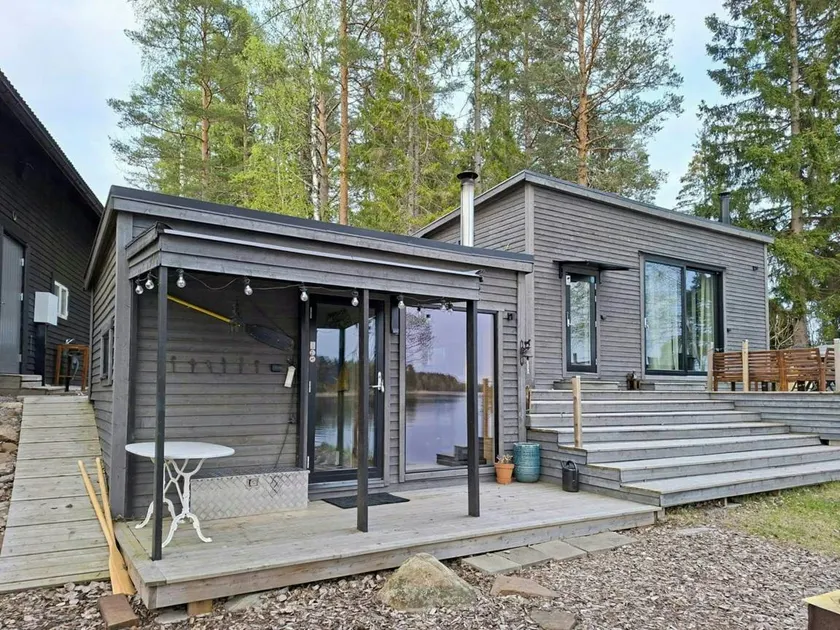 Cottage with lake view and boat at Lake Storsjön - Image 1