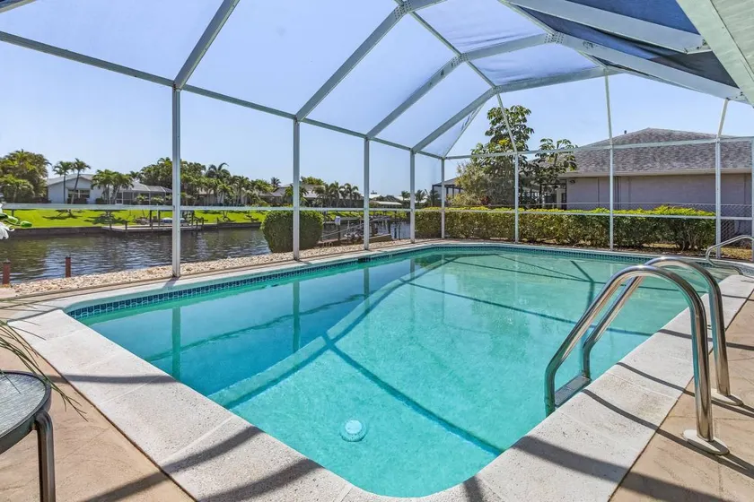 Maison de vacances adaptée aux familles avec piscine privée et barbecue - Image 1