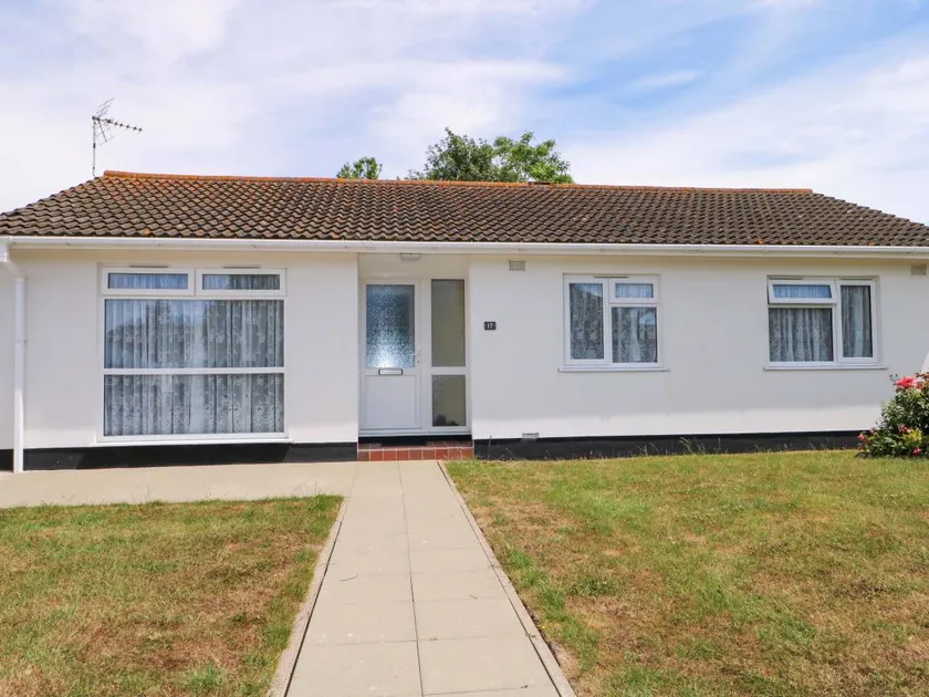 Beach Cottage - Image 1