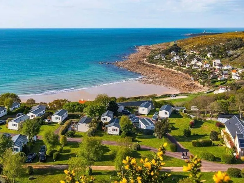 Wonderful mobile home with heated pool | Next to the beach | Dogs allowed - Image 1