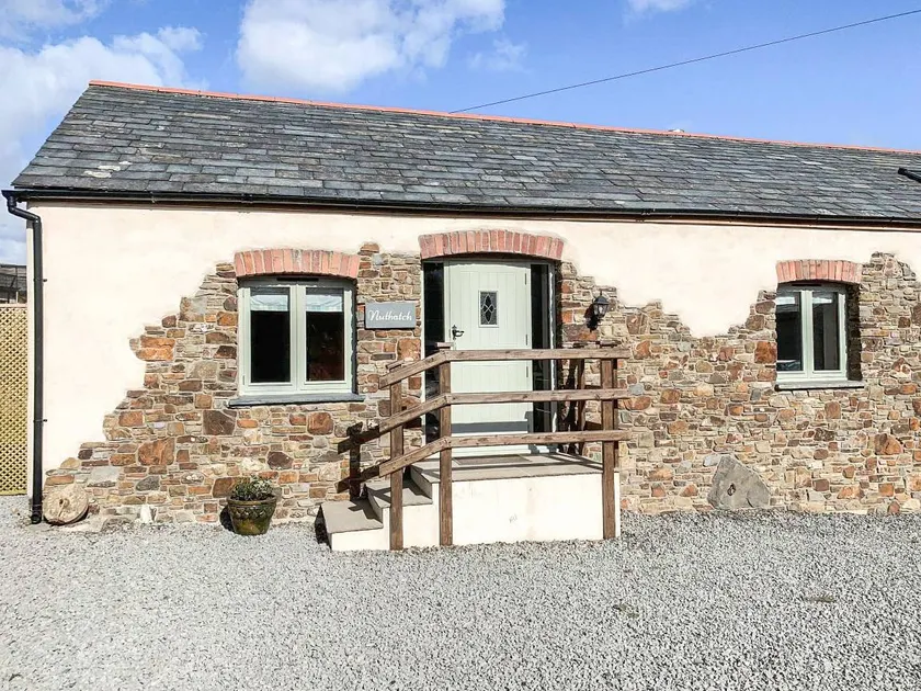 Child-friendly cottage with BBQ & garden | Pet-friendly - Image 1