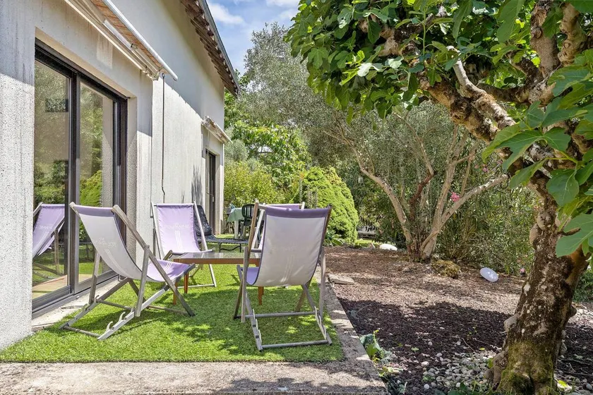 Kinderfreundliches Landhaus mit Pool, Garten und Terrasse | Gartenblick - Image 1