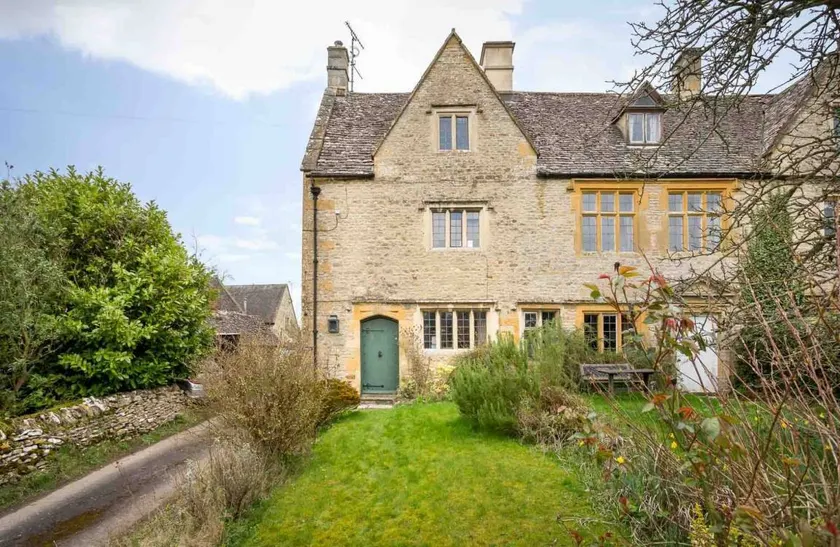 Family-oriented beautiful cottage with garden | Pets are welcome - Image 1