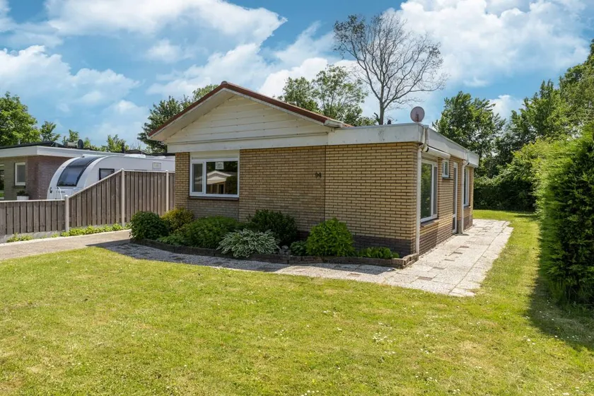 Ferienhaus mit Garten, Grill und Pool | Neben dem Strand | Haustierfreundlich - Image 1