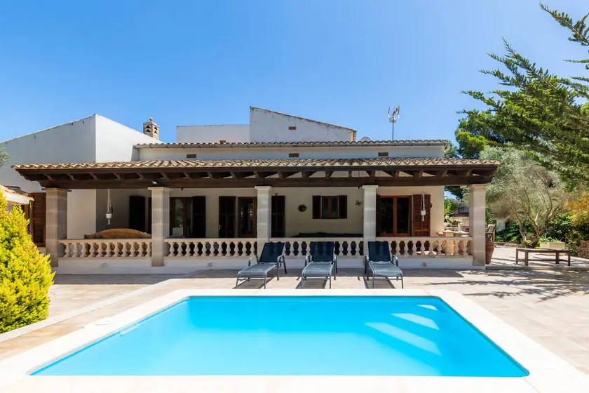 Pomeres Nou Country House with Private Pool, Wi-Fi & Air Conditioning - Image 1