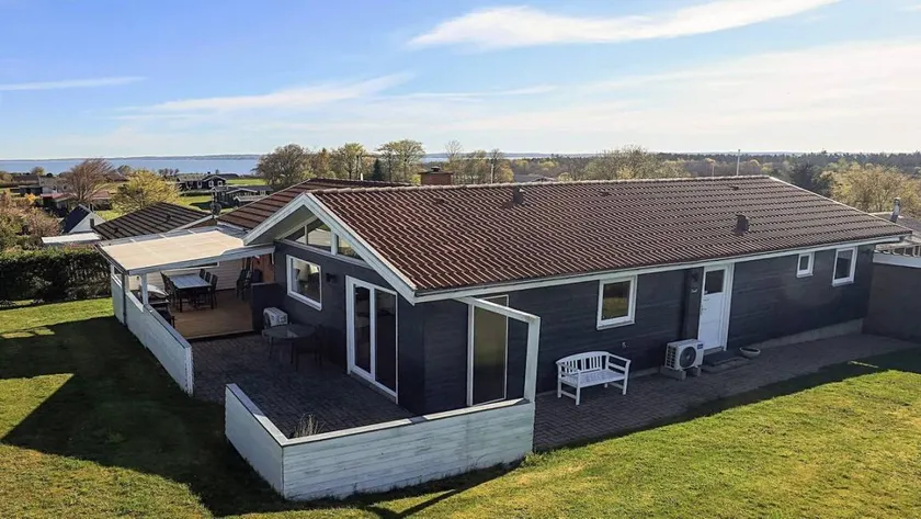 Ample house with hot tub, sauna & terrace | Dogs allowed - Image 1