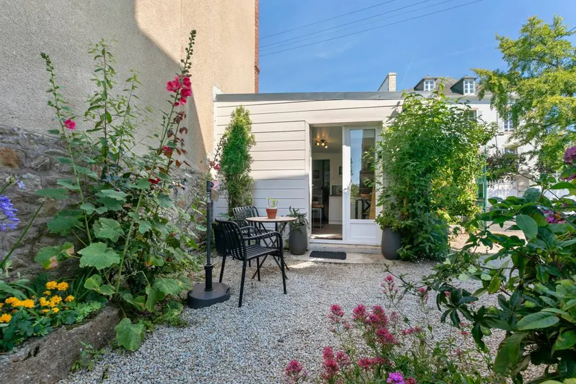 Studio avec jardin et terrasse - Image 1