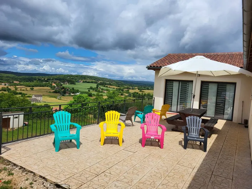 Holiday home with barbecue, terrace & pool | Garden view | Good for workation - Image 1