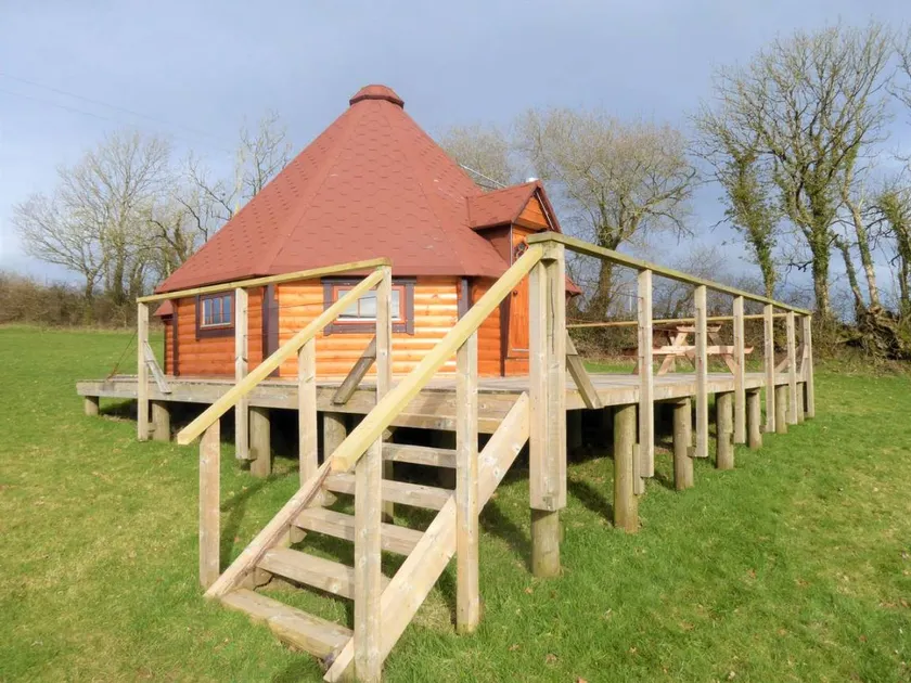 Hand-Crafted Wooden Lodge for Glamping in Devon - Image 1