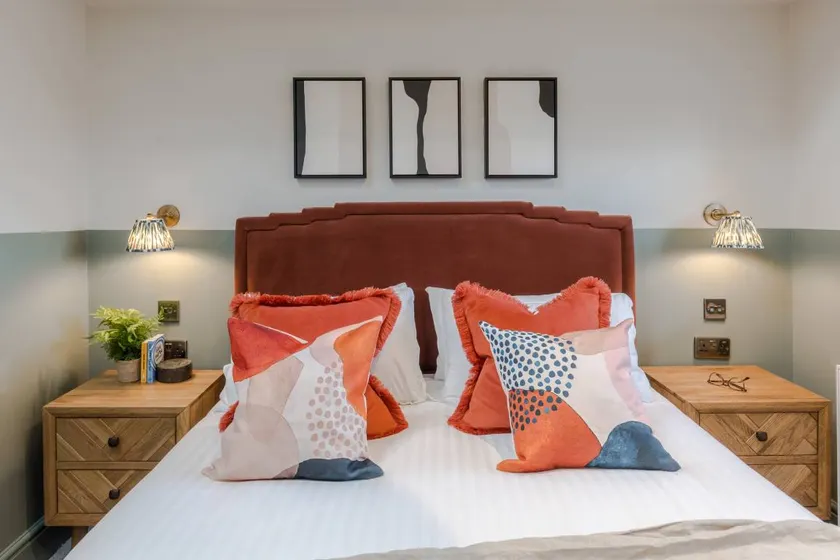 Flat | Perfect for remote work - Image 1