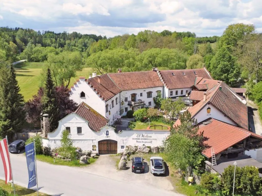 Family-friendly private room with garden & BBQ | Nature view | Pet-friendly - Image 1