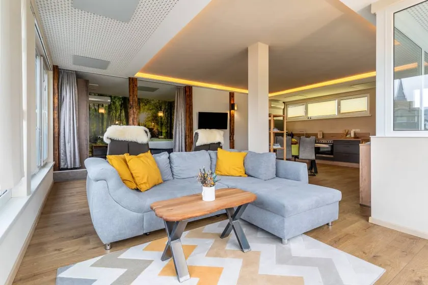 Apartment mit Terrasse, Garten und Sauna | Stadtblick - Image 1