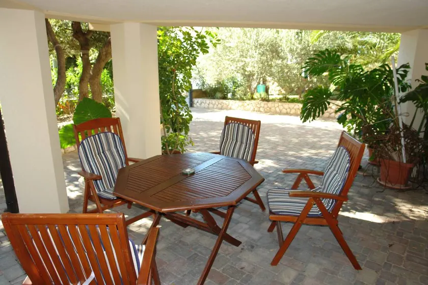 Espléndido apartamento con barbacoa y terraza - Image 1