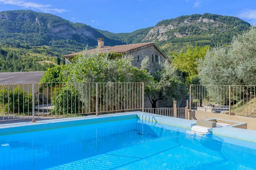 House with terrace, BBQ & pool | Mountain view - Image 1