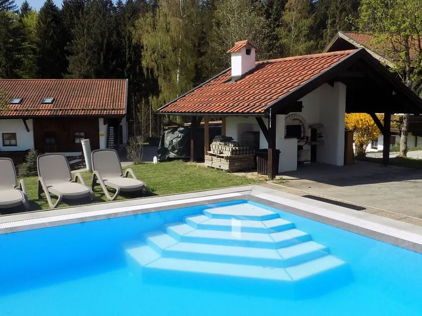 Magnifico appartamento con giardino, piscina e barbecue | Accetta animali domestici - Image 1