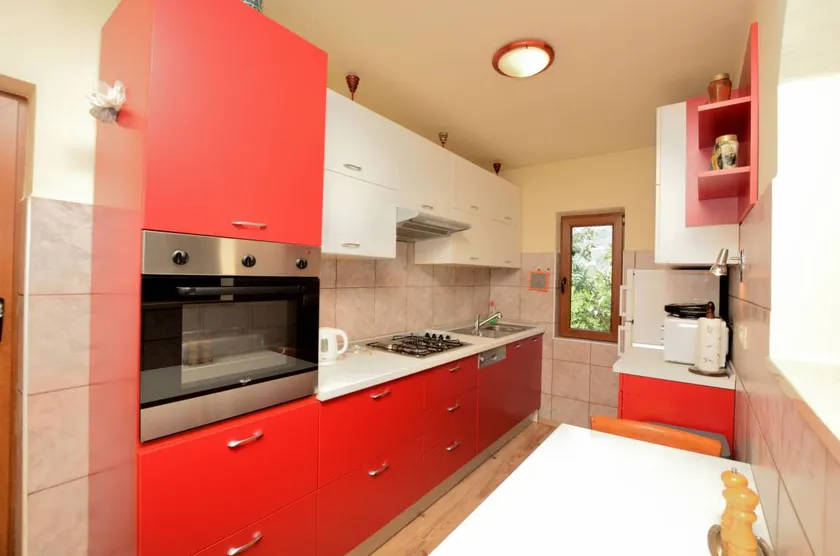Apartment with garden, terrace & barbecue | Sea view - Image 1