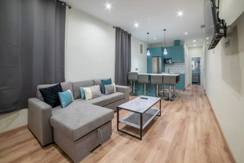 Flat | Near Plaza de Cibeles - Image 1