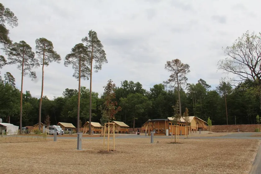 Glamping Park Schloss Thurn - Image 1