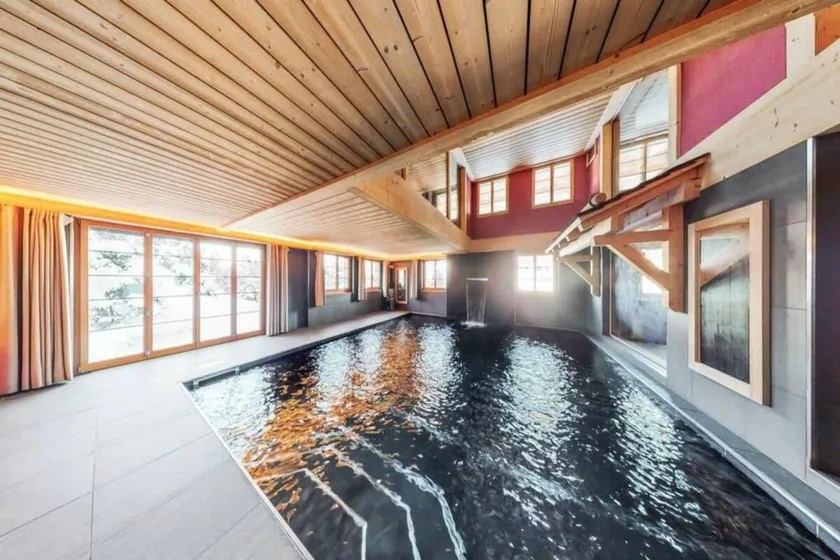 Fully equipped nice chalet with pool, barbeque & garden - Image 1