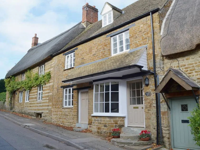 Child-friendly lovely cottage with garden & barbecue | Pets are welcome - Image 1