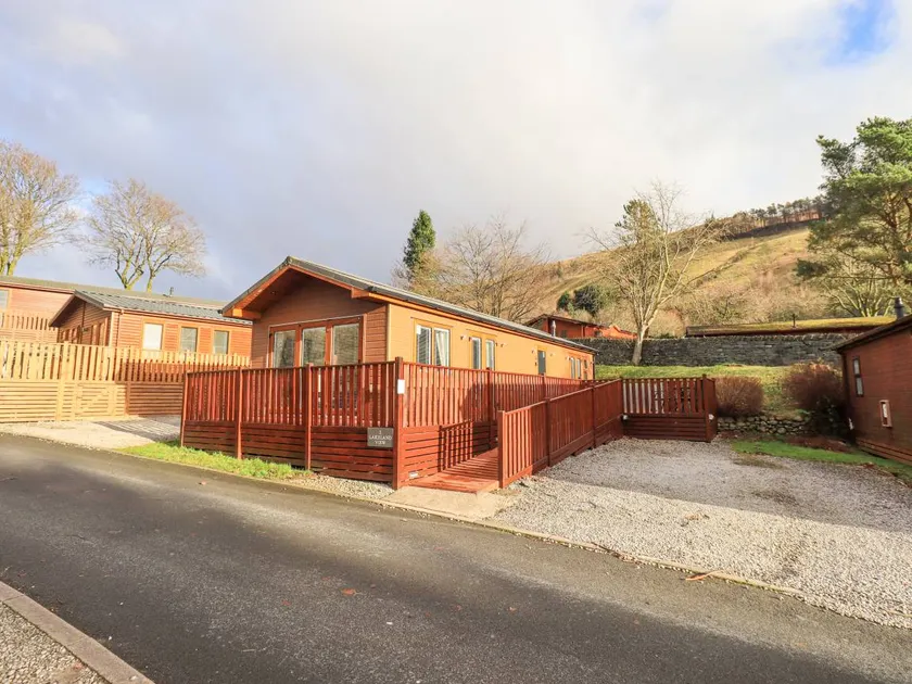 Child-friendly lovely cottage with jacuzzi & garden | Pet-friendly - Image 1
