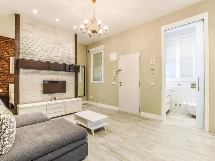 Lovely holiday apartment | Close to Museo del Prado - Image 1