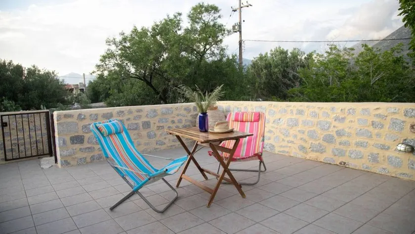 Wonderful house with garden, terrace & barbecue | Pets allowed - Image 1