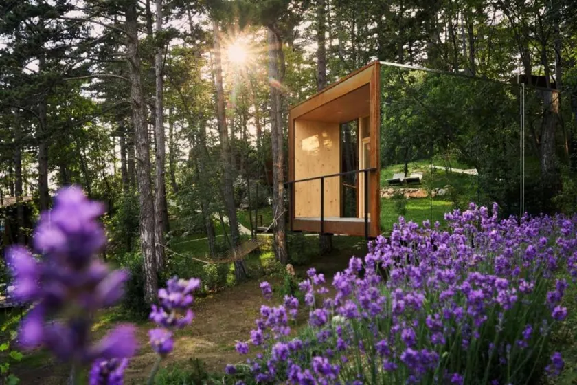 Theodosius Glamping Comfort & Hot Tub - Image 1