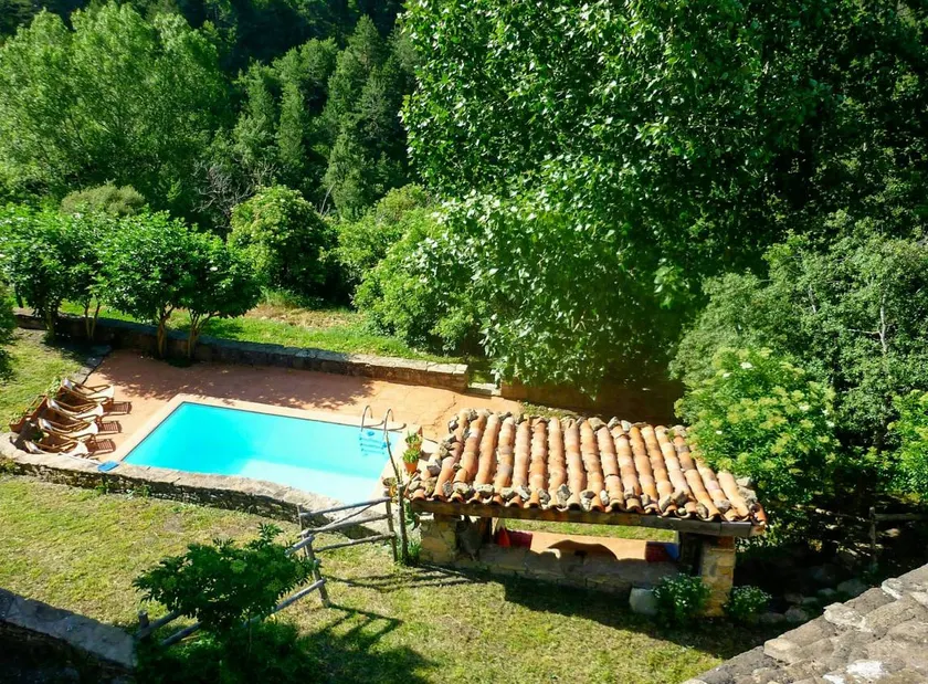 Child-friendly holiday home with terrace, pool & garden | Pets allowed - Image 1
