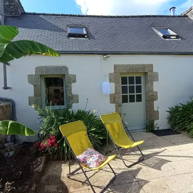 Gite with garden, terrace & barbecue - Image 1