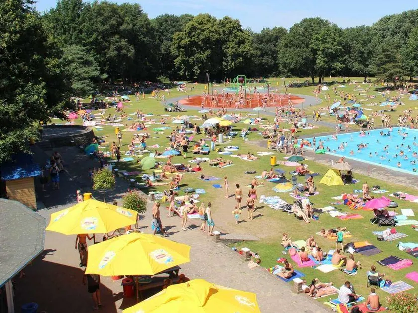 Zelt mit Pool - Image 1