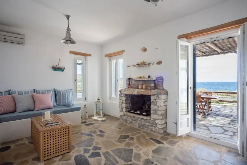 Seaside Villa Costal Vibes Walk to Beach - Image 1
