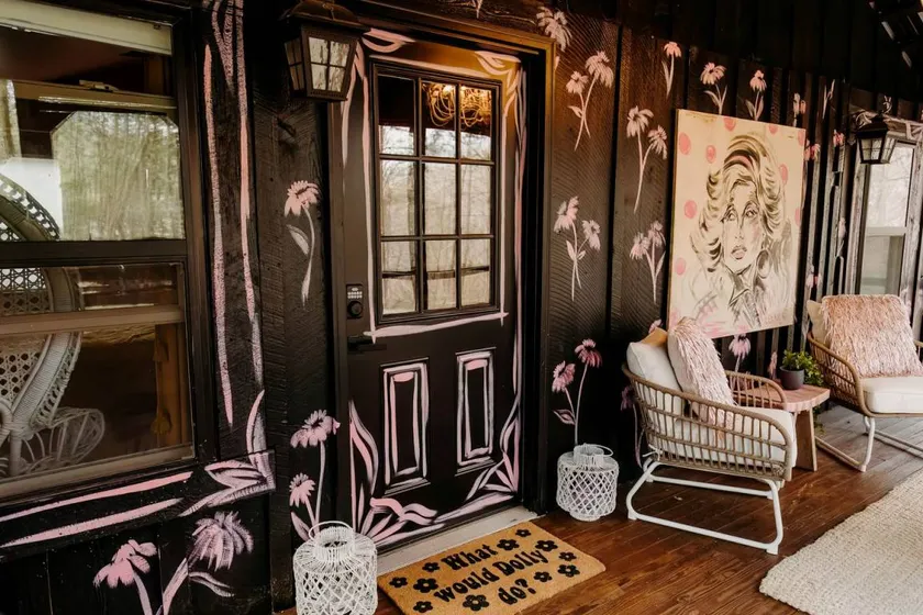Experience the Magic of Our Original Family Cabin in Tracy City, TN - Image 1