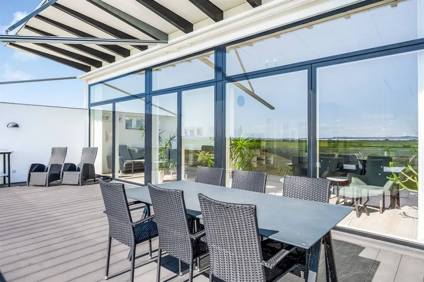 Holiday home with barbecue & terrace | Sea view - Image 1
