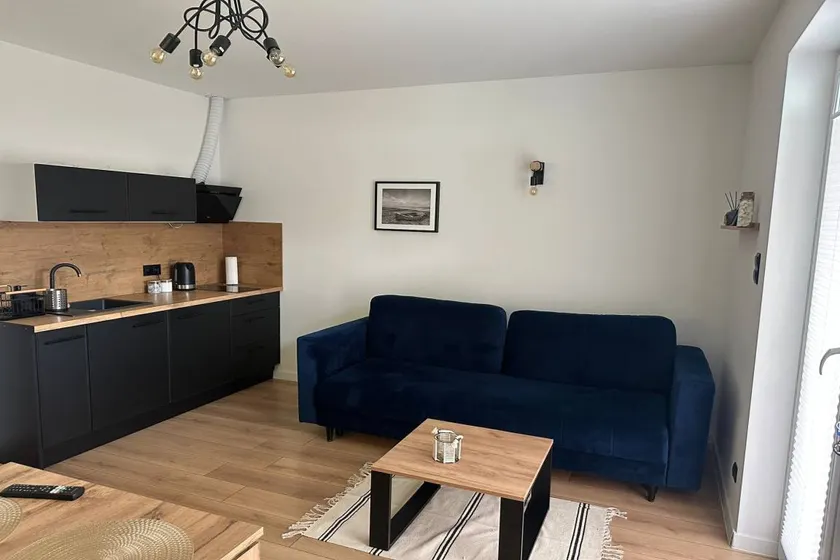 Family-oriented wonderful flat with garden, barbeque & terrace | Beach nearby | Dogs allowed - Image 1