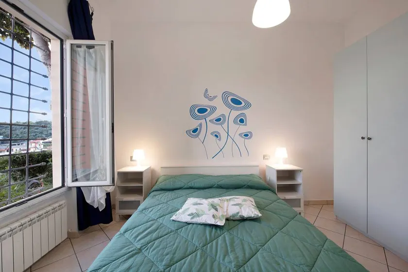Apartment "Trilocale in villa vista mare Apt 1" with Sea View - Image 1