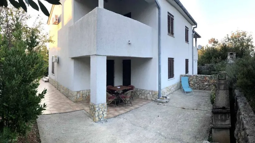 Beautiful apartment with terrace, garden & barbecue | Dogs allowed - Image 1