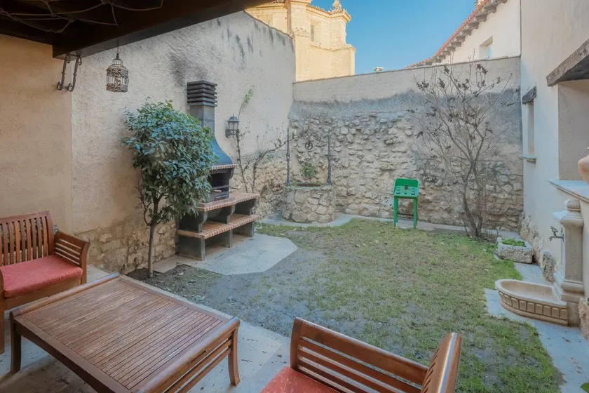 Ferienhaus mit Terrasse, Grill und Garten | Gartenblick - Image 1