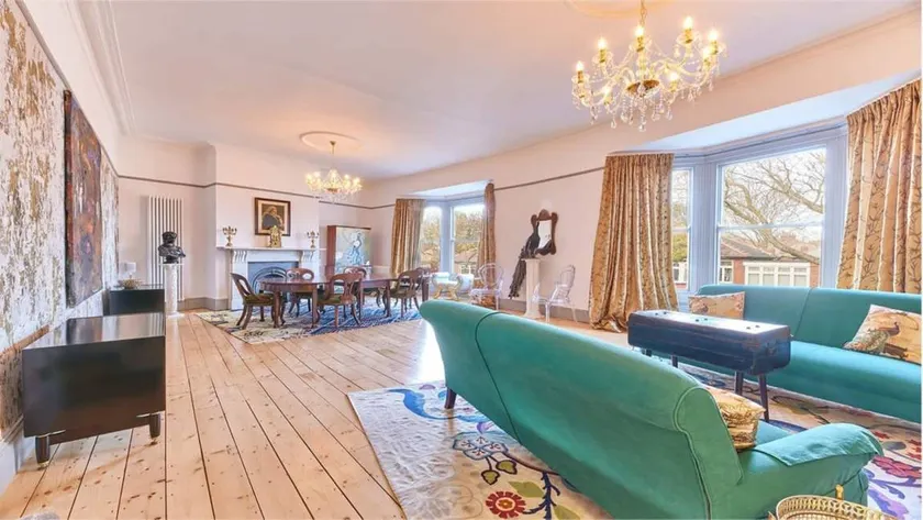 Family-friendly wonderful holiday home | Beach nearby - Image 1